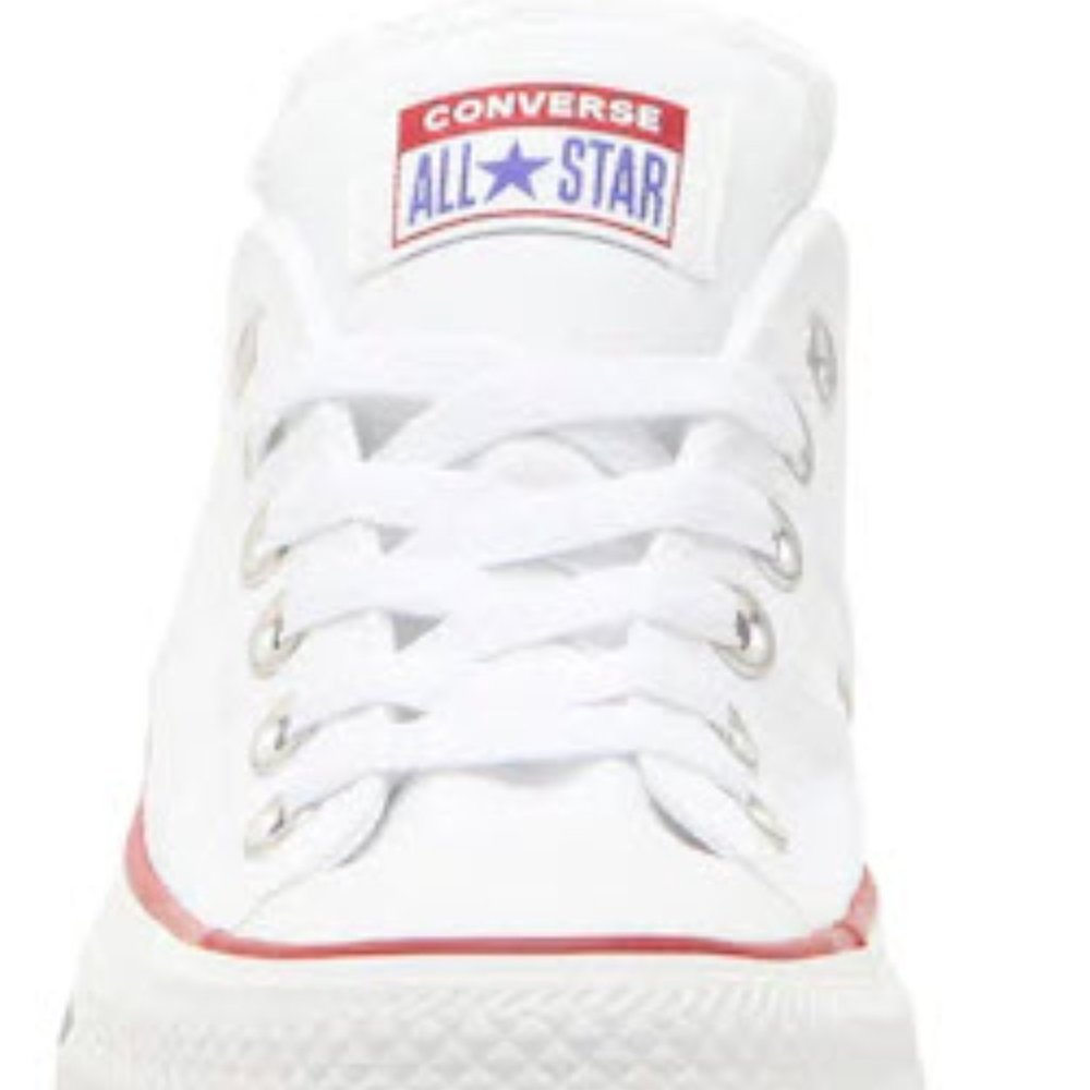 Converse Chuck Taylor All Star with Padded Tongue. White. Size 8.5.